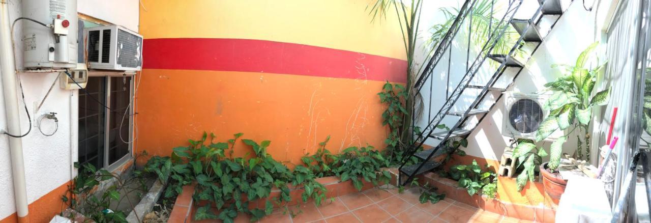 Mini Hostal Cultural De Mazatlan Bagian luar foto