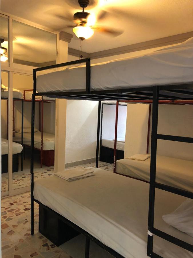 Mini Hostal Cultural De Mazatlan Bagian luar foto