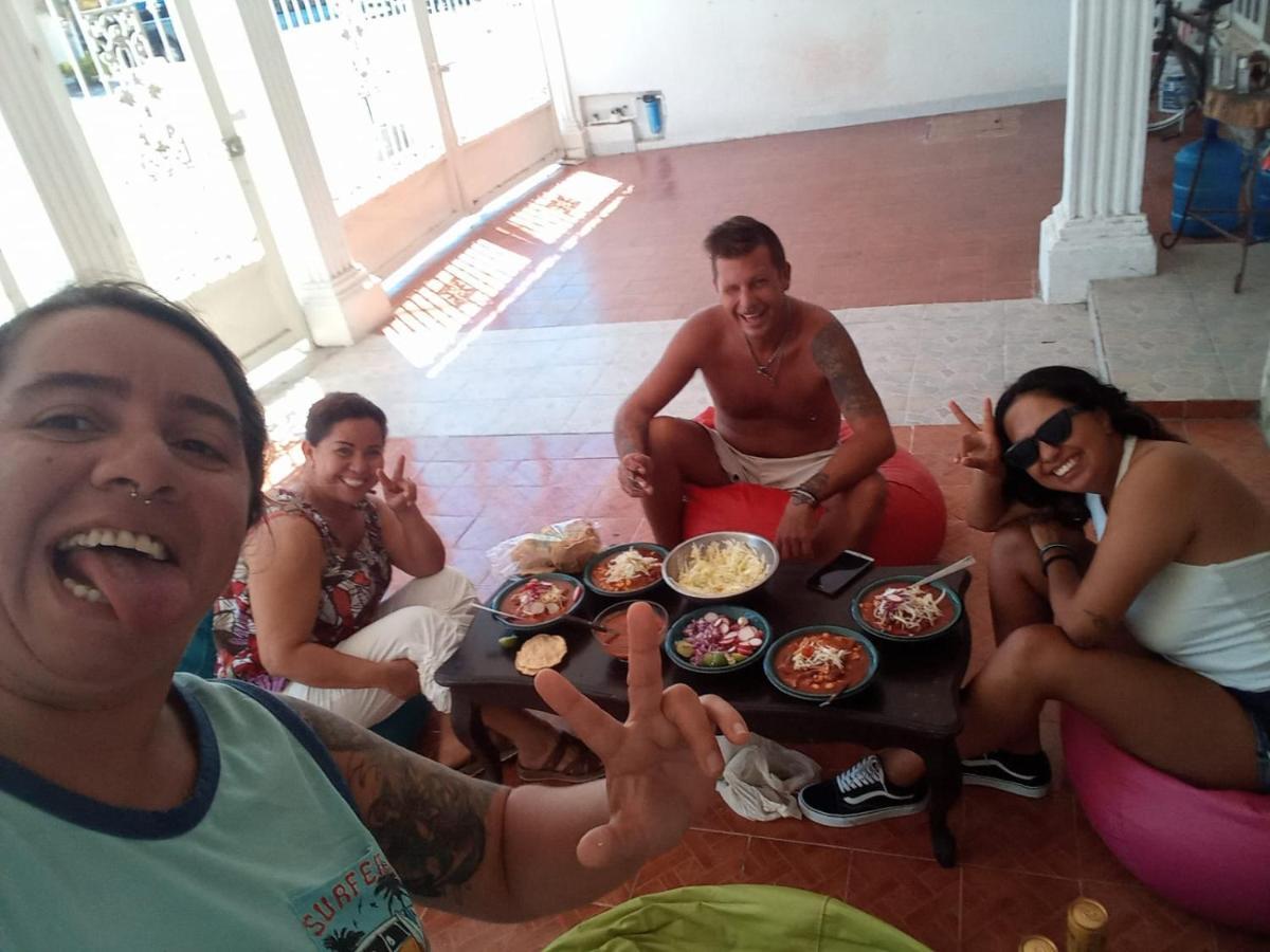 Mini Hostal Cultural De Mazatlan Bagian luar foto